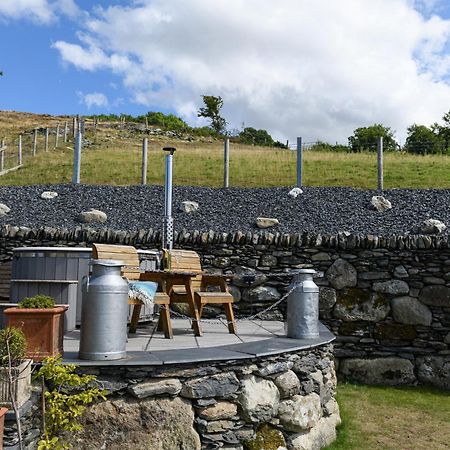 Finest Retreats - Moelis Granary - Luxury Cottage With Hot Tub Llandrillo エクステリア 写真